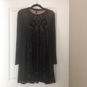 BCBG Black and lace long-sleeve short dress
